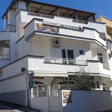 Balkan Pearl Apartments Bar Buitenkant foto
