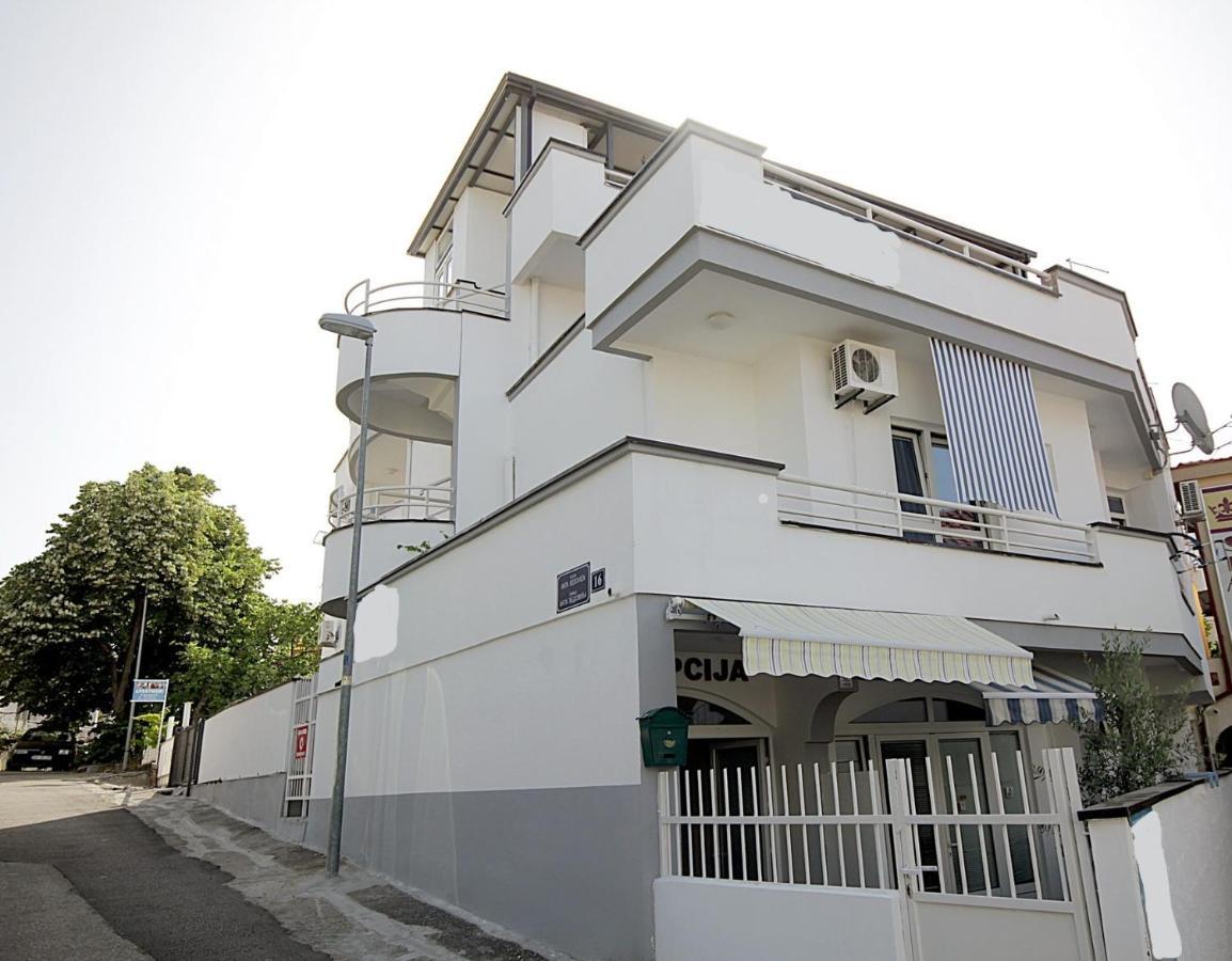 Balkan Pearl Apartments Bar Buitenkant foto